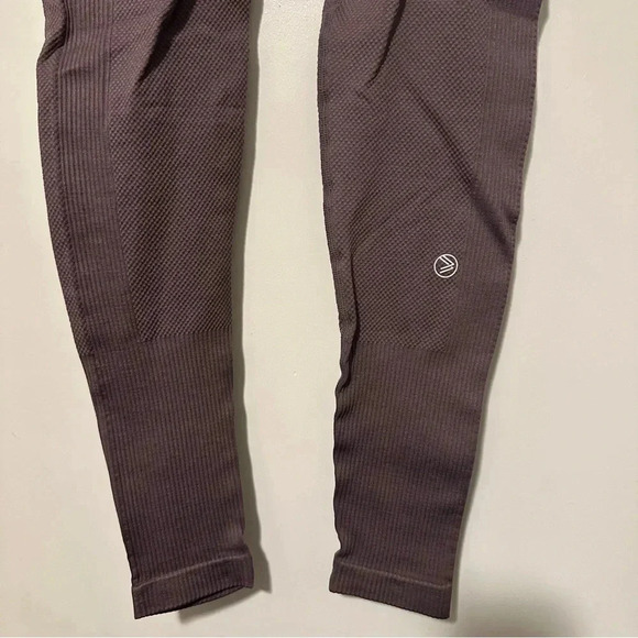 NWT Savvi Sommer leggings brownish purple size M - Picture 3 of 10
